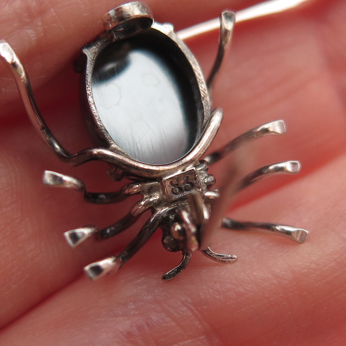 835 Silver Antique Art Deco Real Hematite Spider Oxidized 3D Mini Pin Brooch