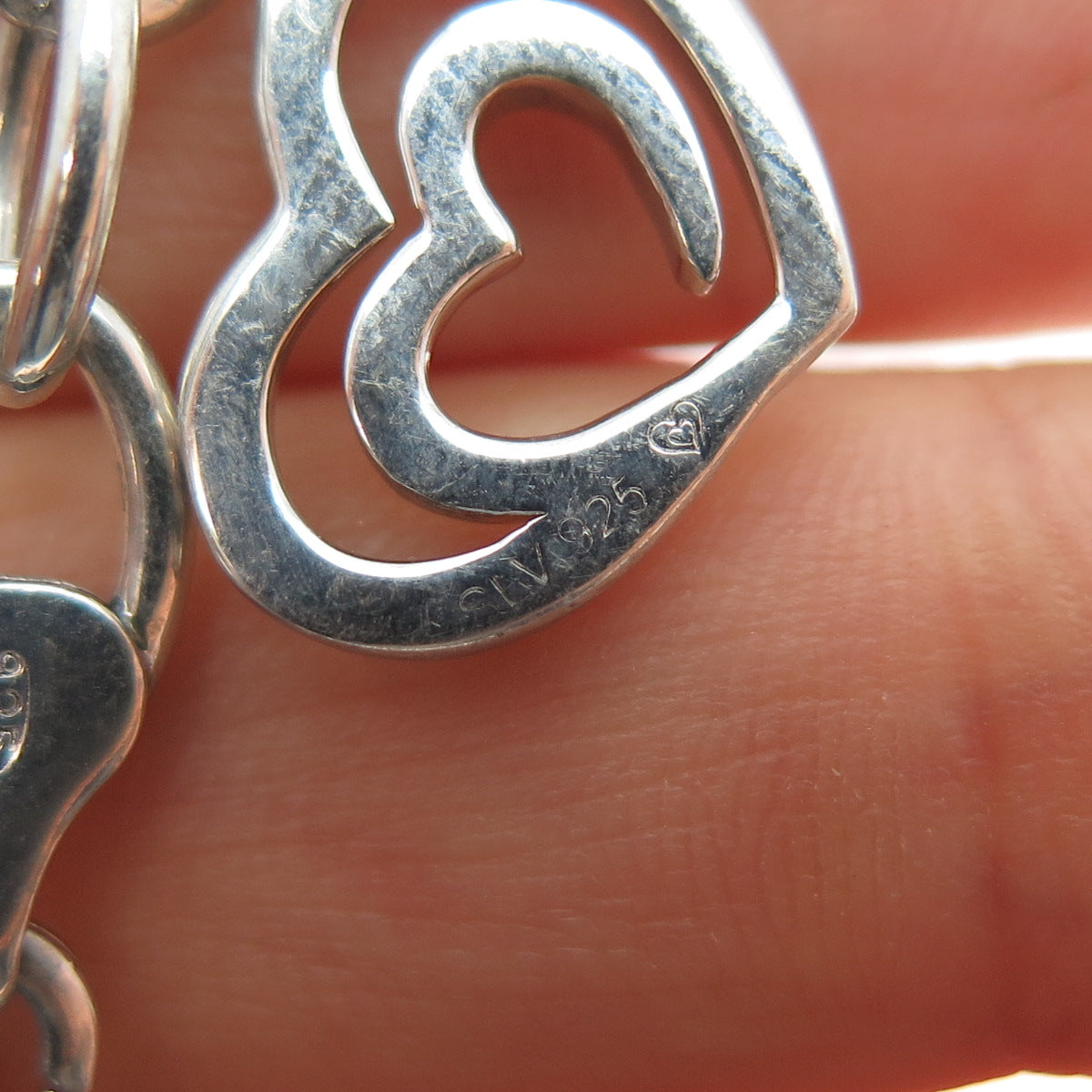 SLV Sadye L Vassil Sterling Silver Italy Real Diamond Heart Charm Bracelet 7"