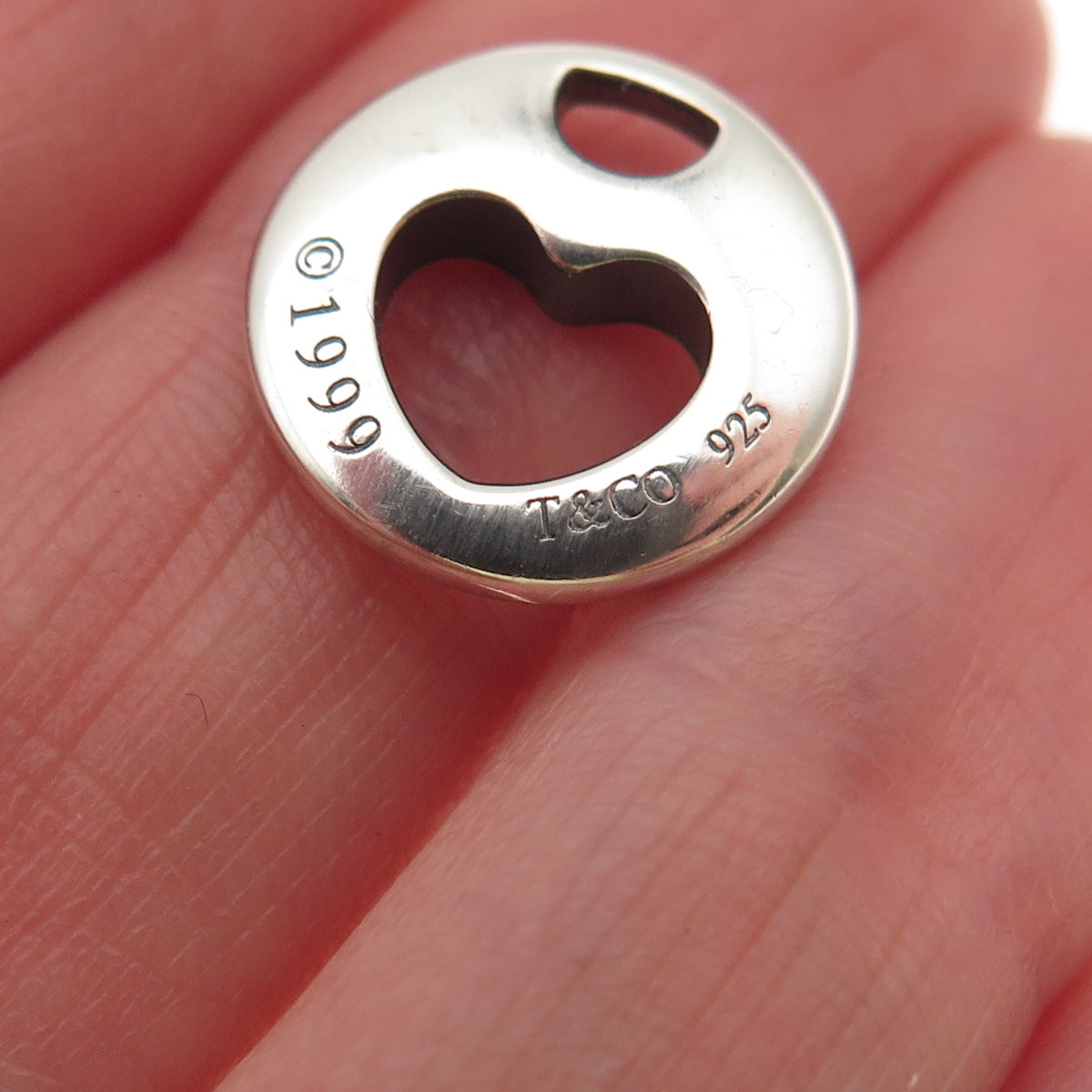 Tiffany & Co. 925 Sterling Silver Vintage 1999 Heart Disc Mini Charm Pendant