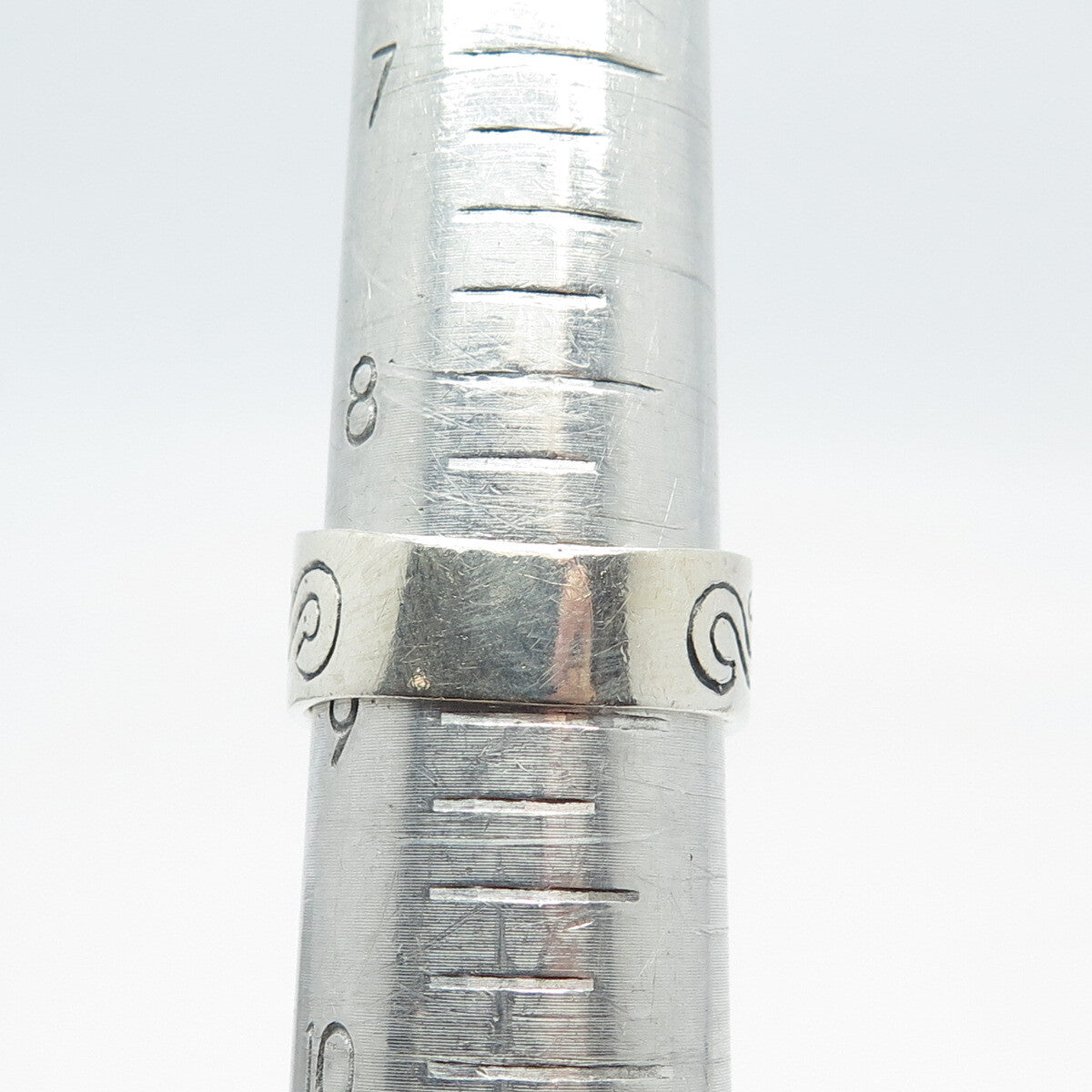 925 Sterling Silver Vintage Etched Ring Size 9