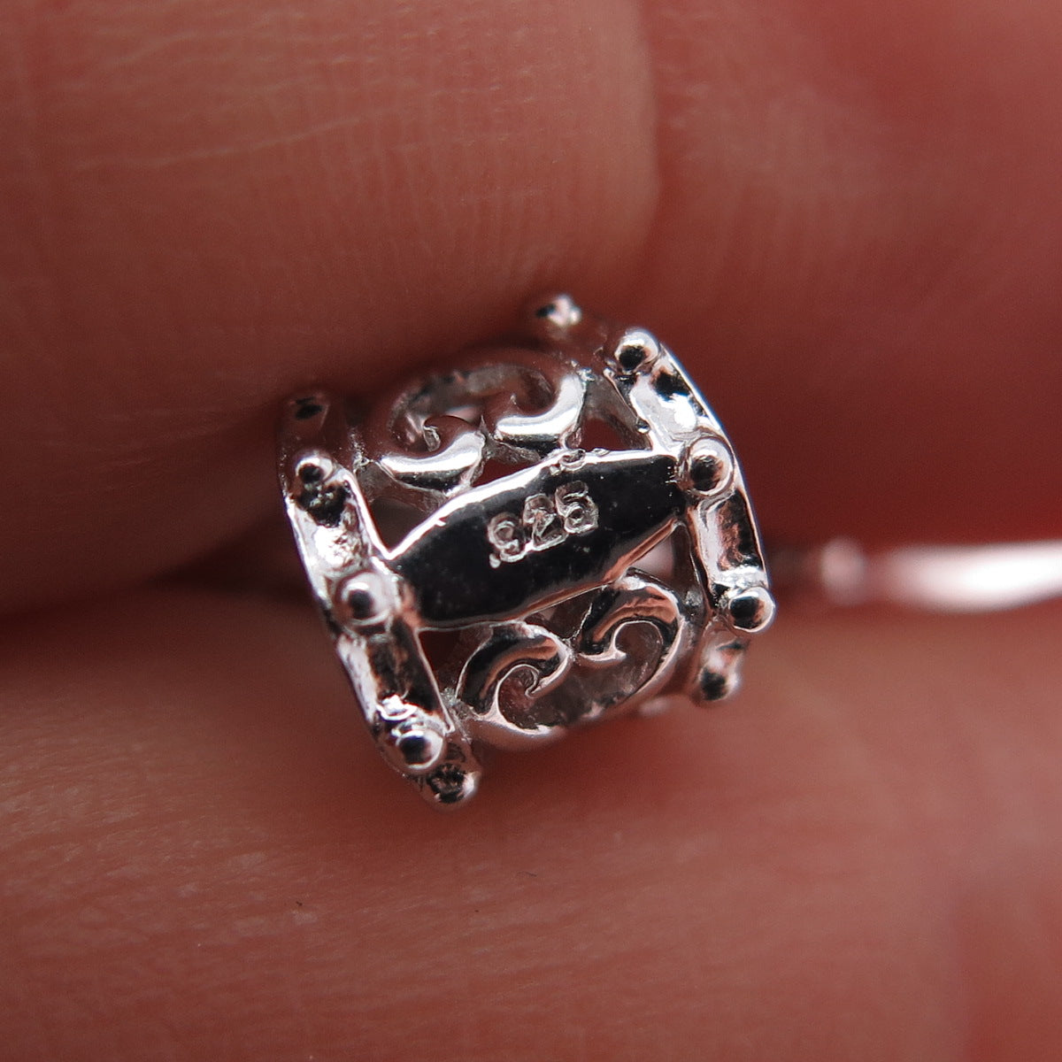 925 Sterling Silver Real Round-Cut Diamond Ornate Heart Charm Pendant