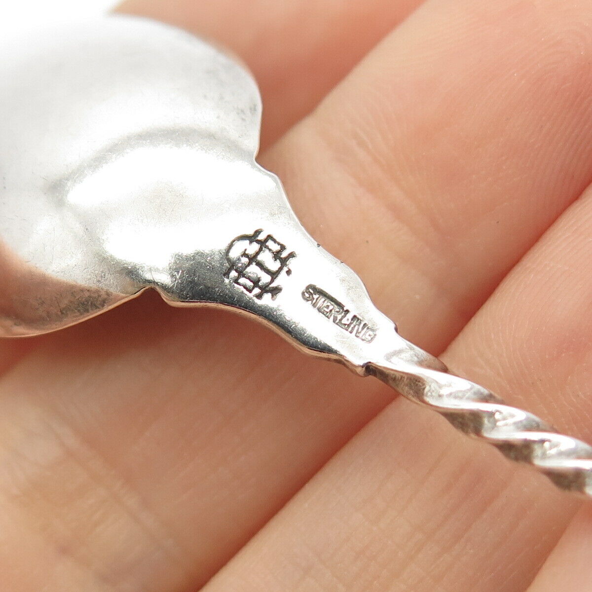925 Sterling Silver Antique "Boston Baked Beans" Demitasse Spoon