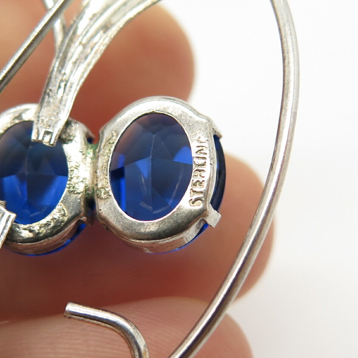 925 Sterling Silver Vintage Blue Glass Leaf Pin Brooch