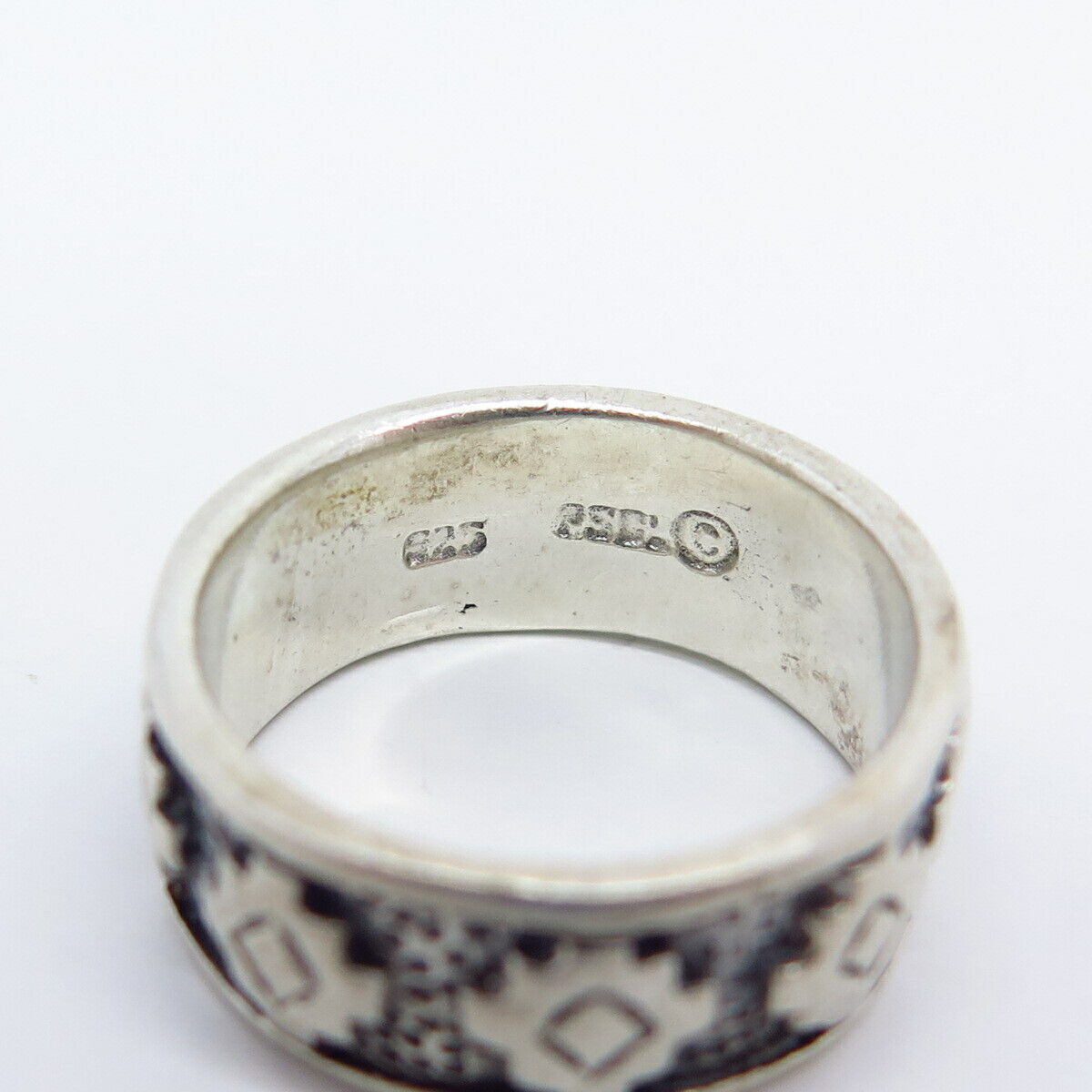 925 Sterling Silver Peter Stone Tribal Design Band Ring Size 5 1/4