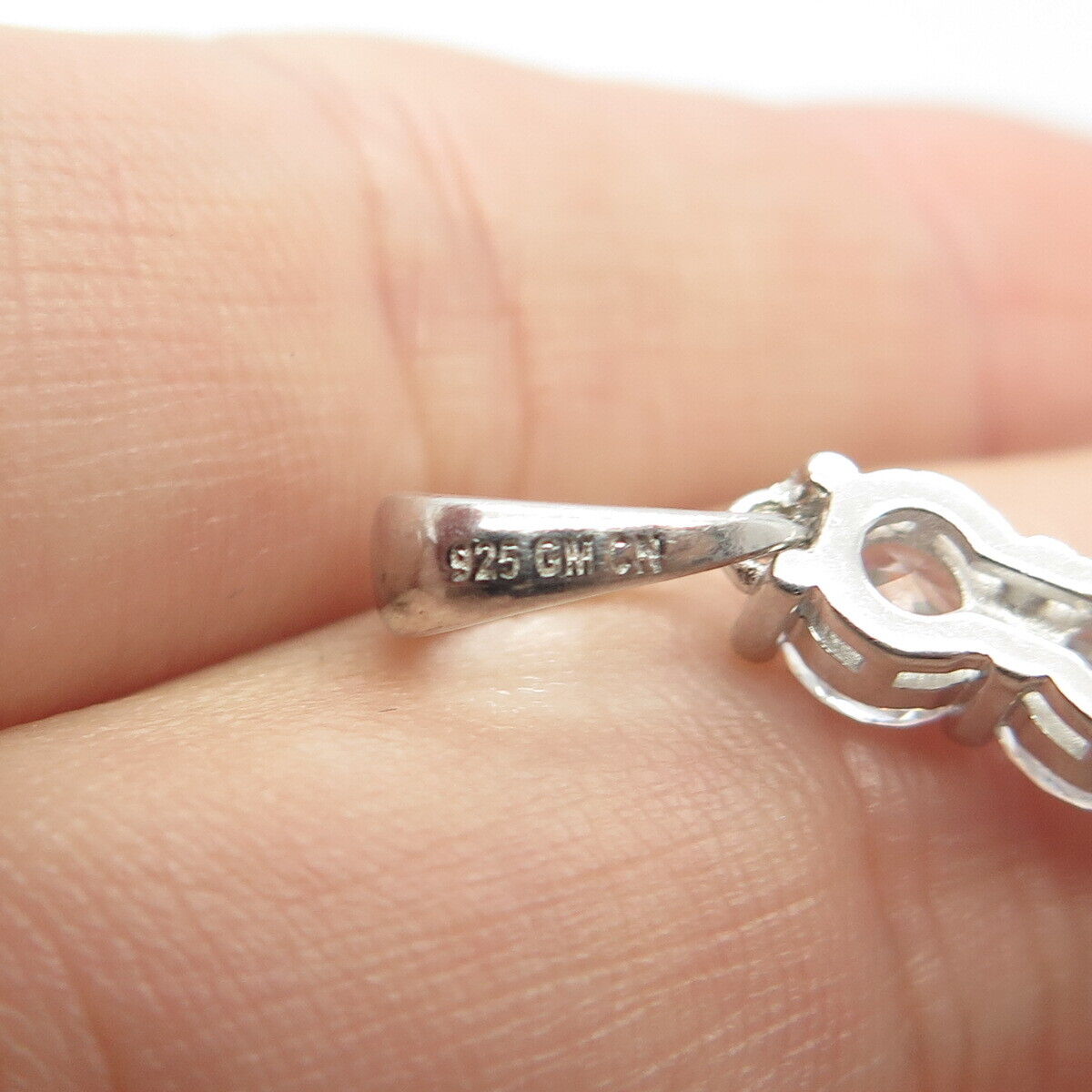 925 Sterling Silver C Z Cross Pendant