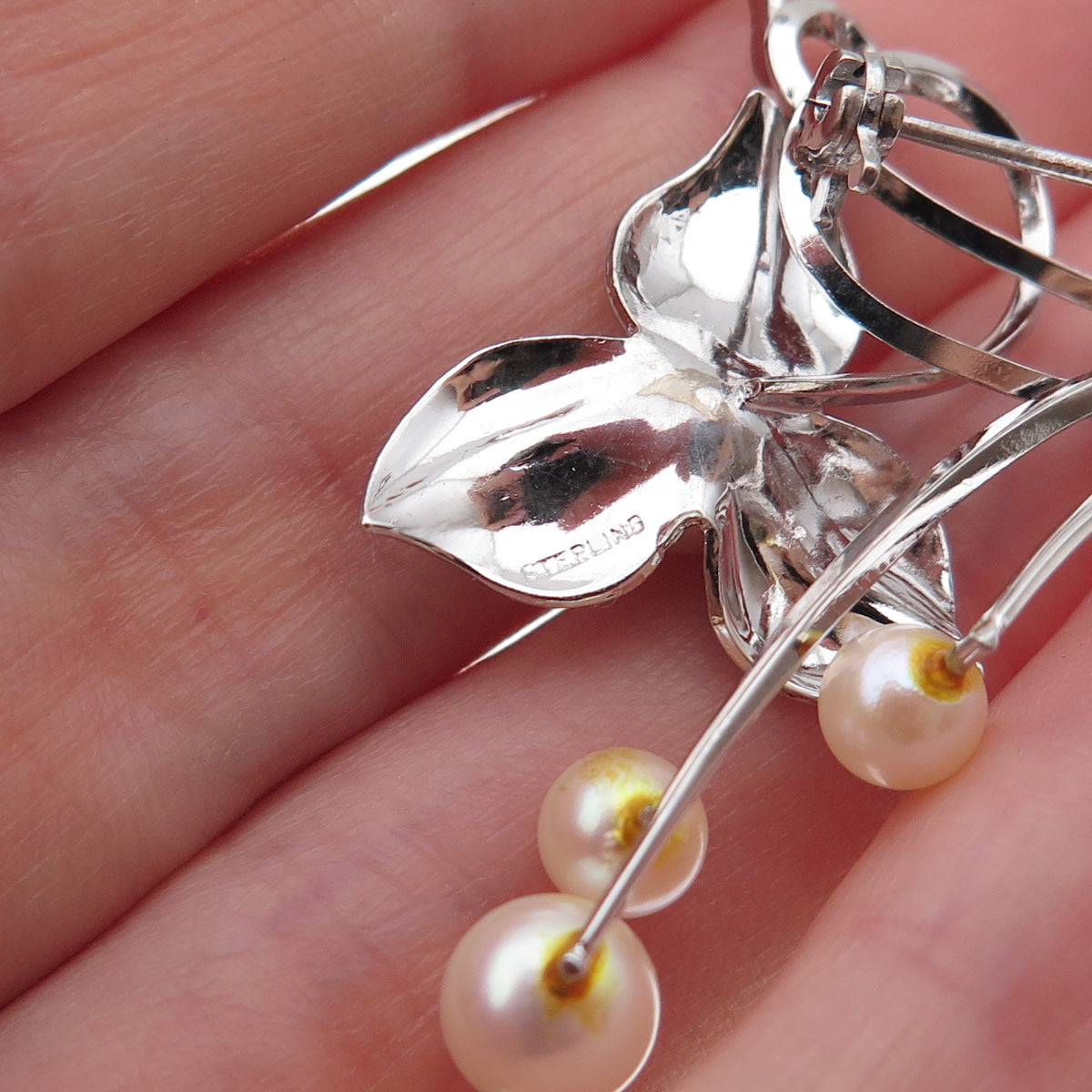 925 Sterling Silver Vintage Real Pearl Floral Pin Brooch