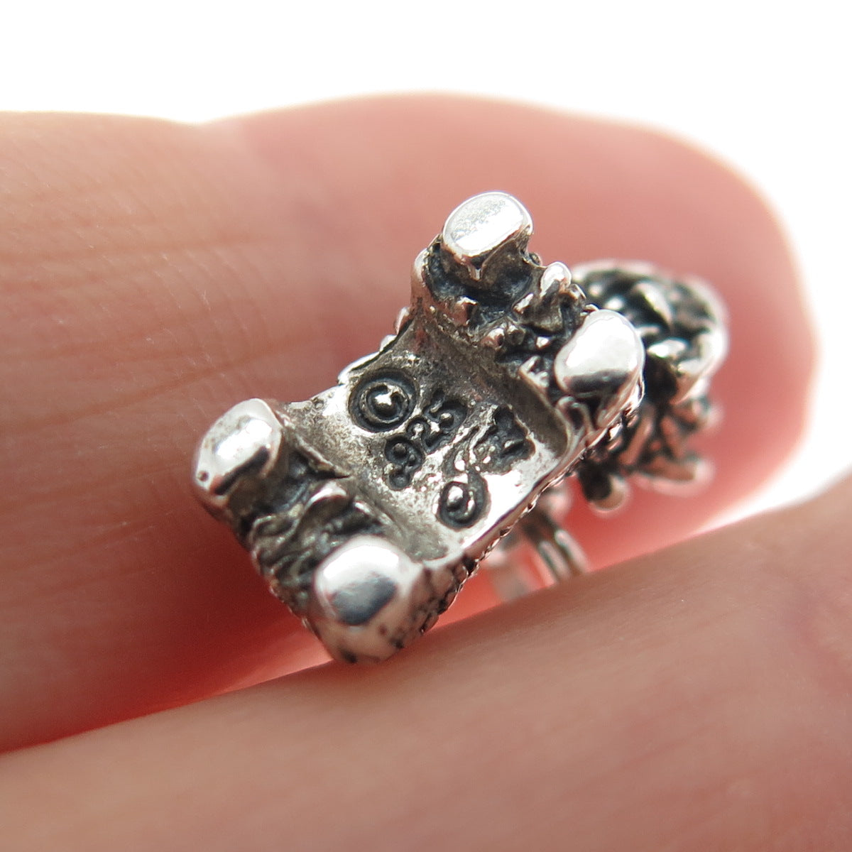 JEZLAINE Sterling Silver Vintage Scottish Terrier Dog Minimalist Charm Pendant