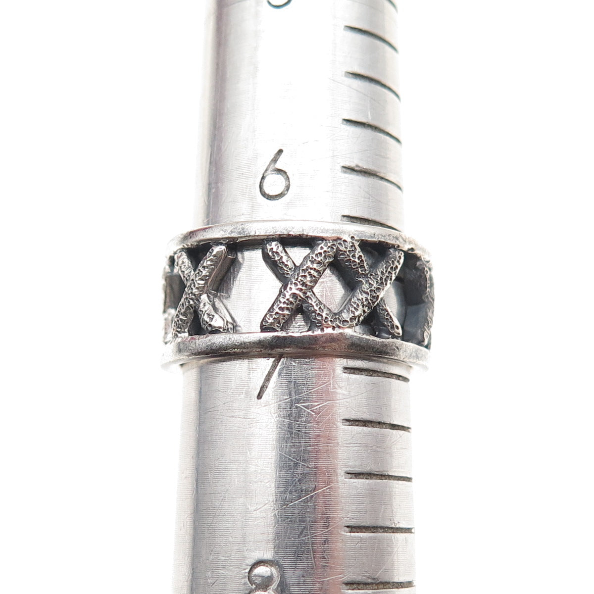925 Sterling Silver Vintage Modernist X-Shape Oxidized Band Ring Size 7