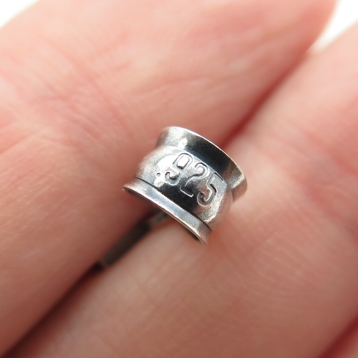 925 Sterling Silver "2000" Pendant