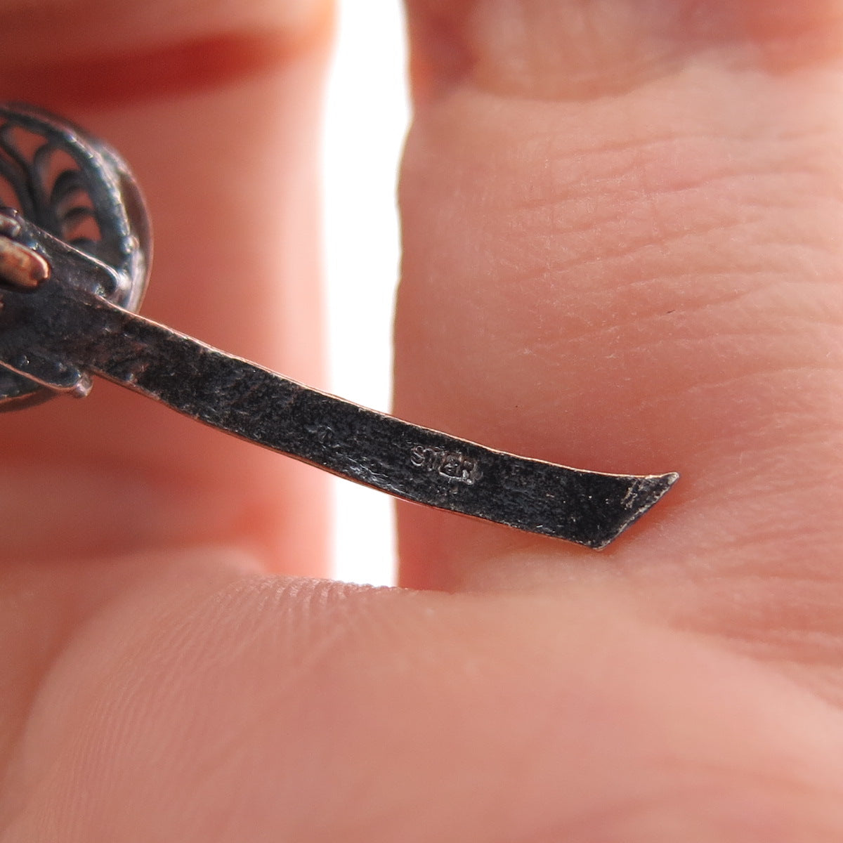 925 Sterling Silver Vintage Flower Filigree Oxidized Pin Brooch