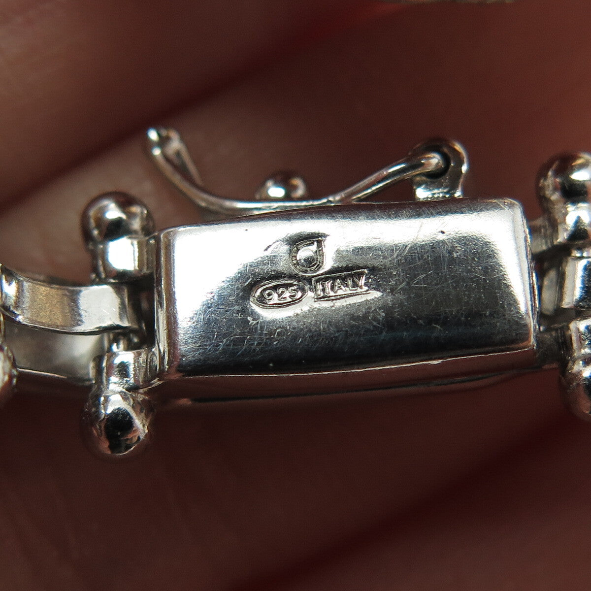 DASAN INC Sterling Vintage Italy "20 Lira 1970 Coin" Magnetic Lock Bracelet 7"