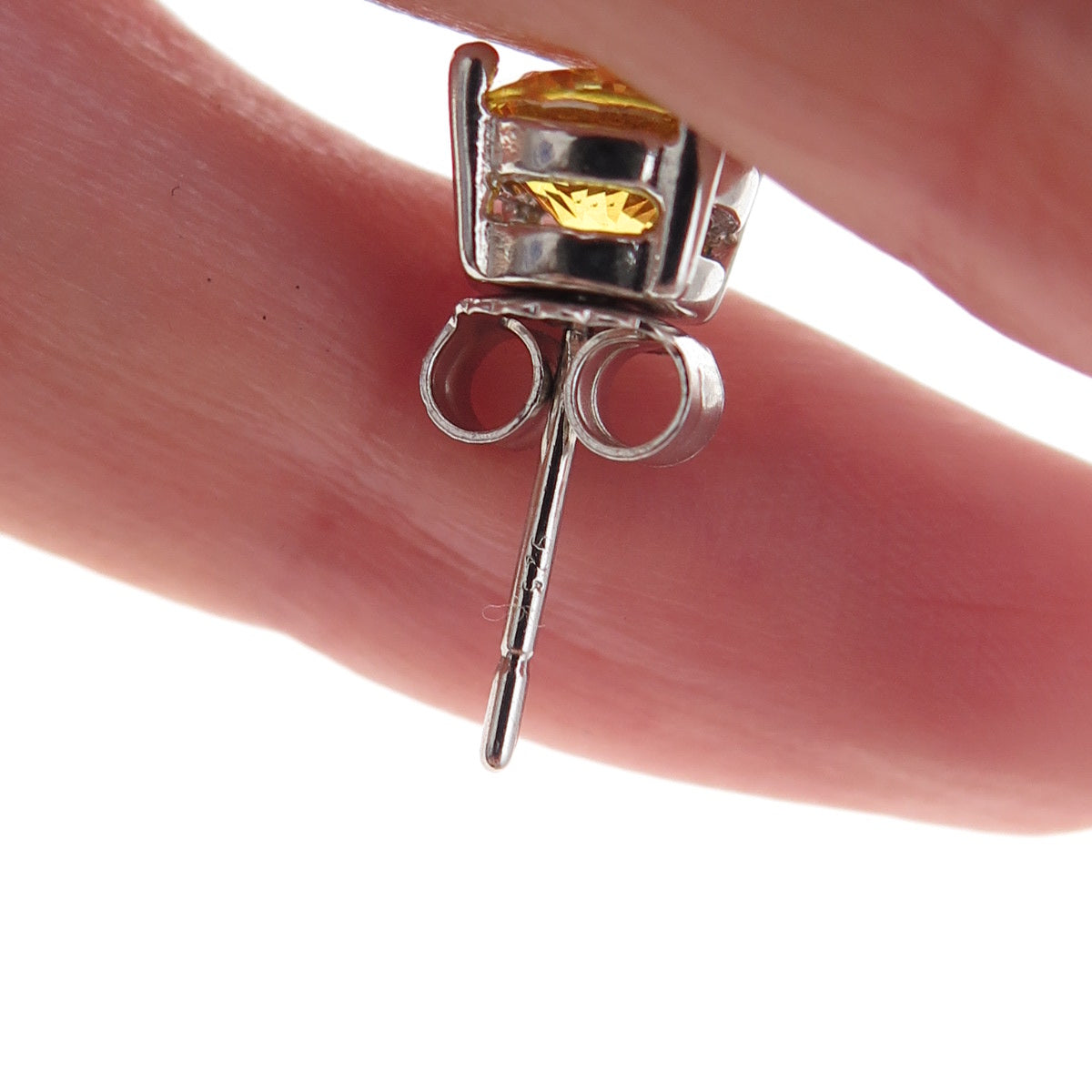 925 Sterling Silver Round-Cut Canary C Z Stud Earrings