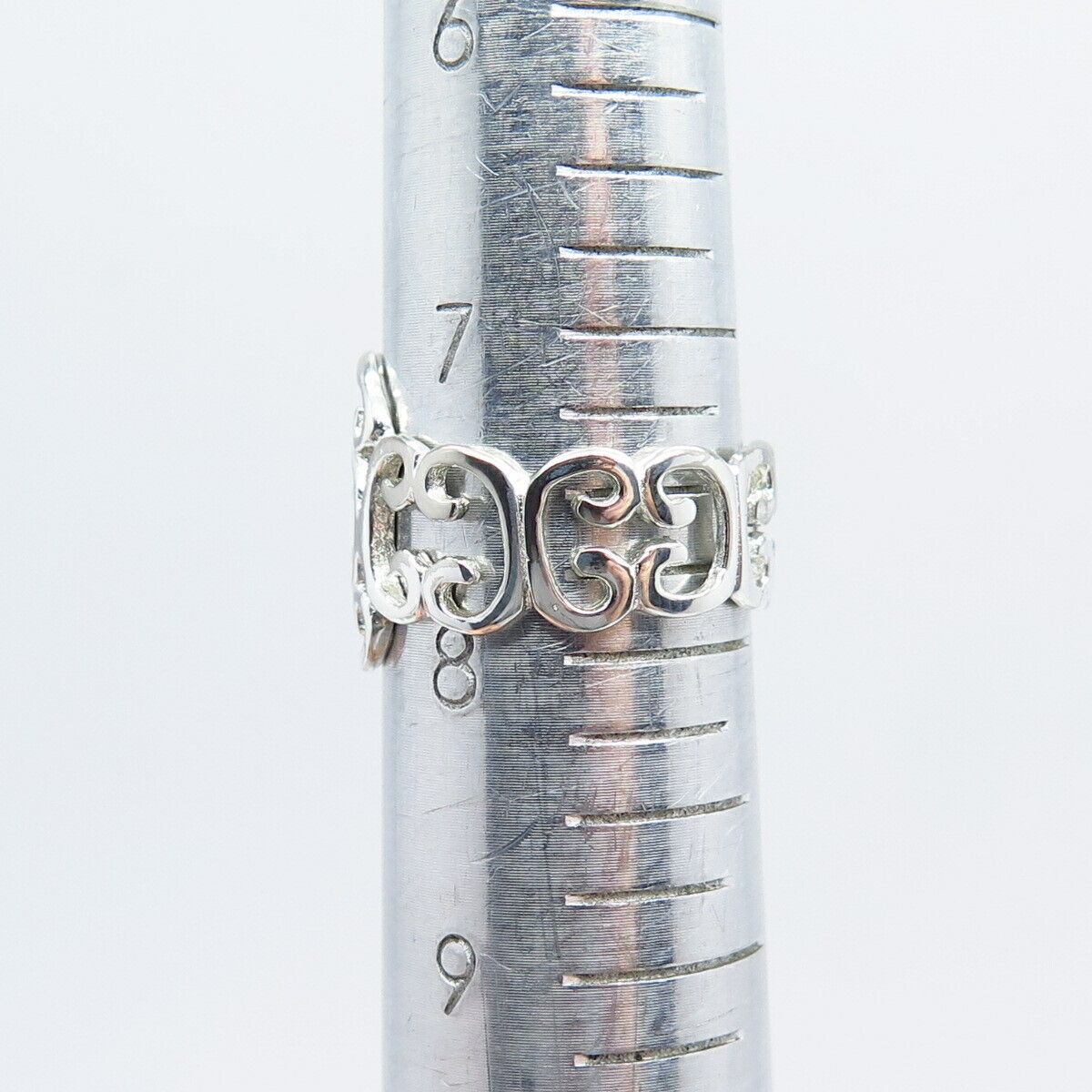 925 Sterling Silver Ornate Ring Size 8