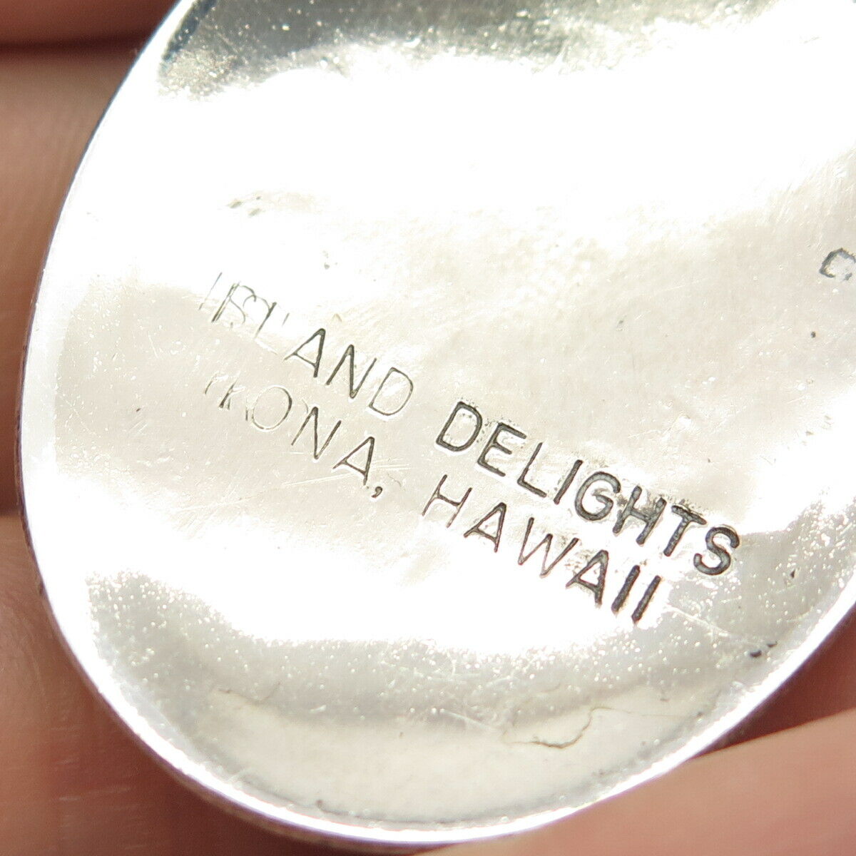 925 Sterling Silver 2-Tone Vintage Floral Oval Pendant