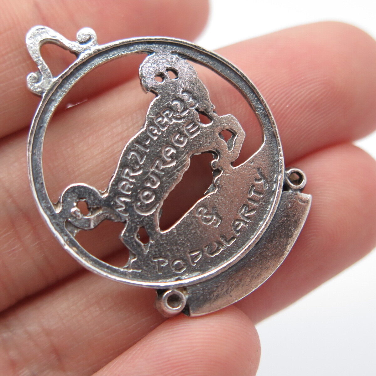 925 Sterling Silver Vintage "Aries" Zodiac Sign Open Round Pendant