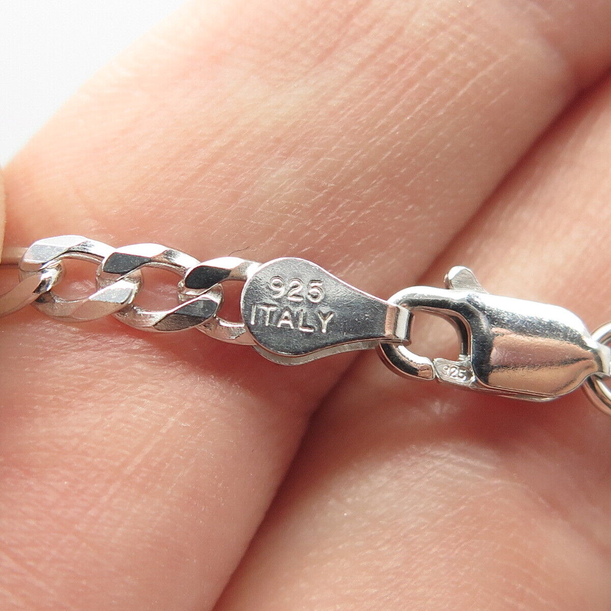 925 Sterling Silver Italy Figaro Chain Necklace 18"