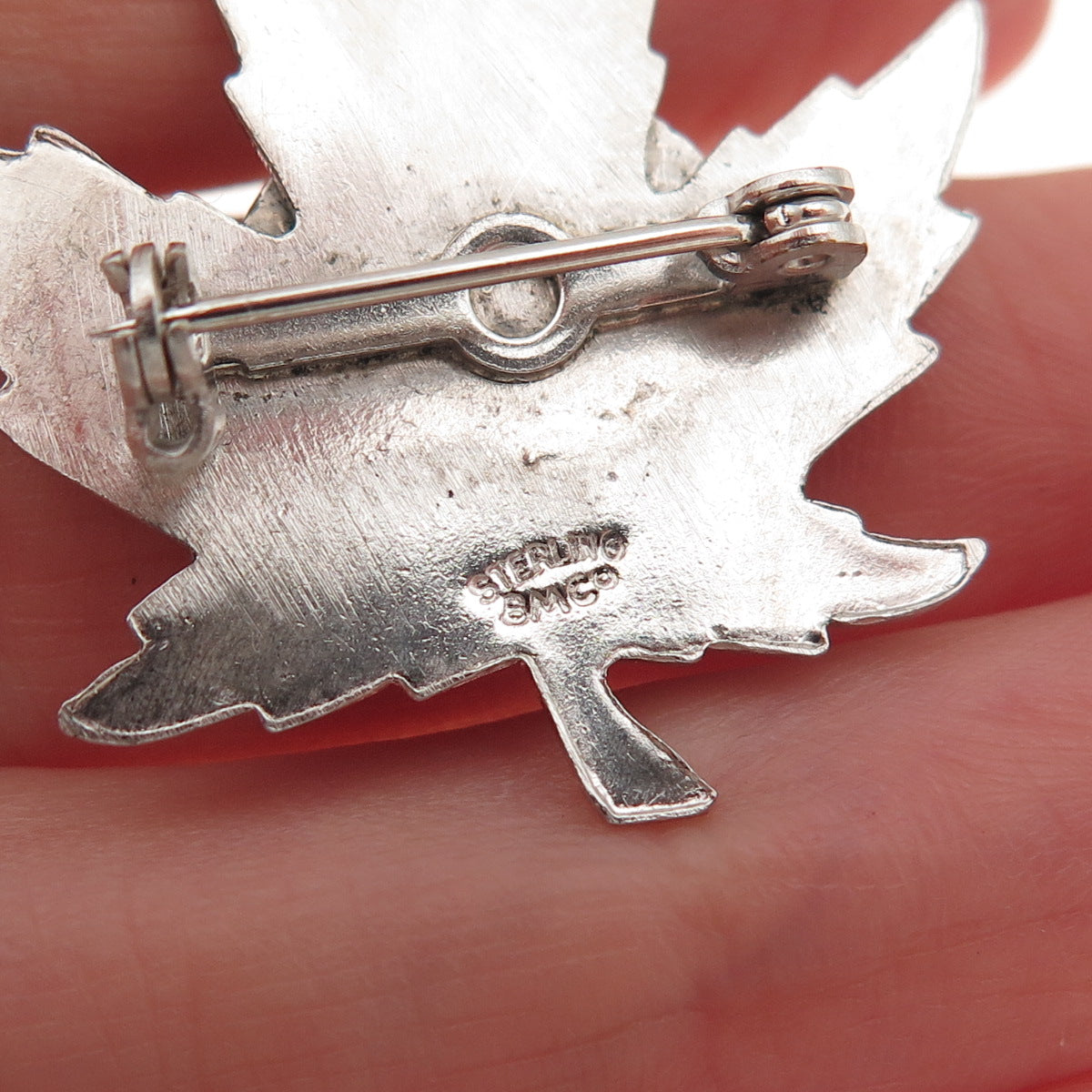 Breadner Co. 925 Sterling Antique Art Deco Enamel Quebec Maple Leaf Pin Brooch