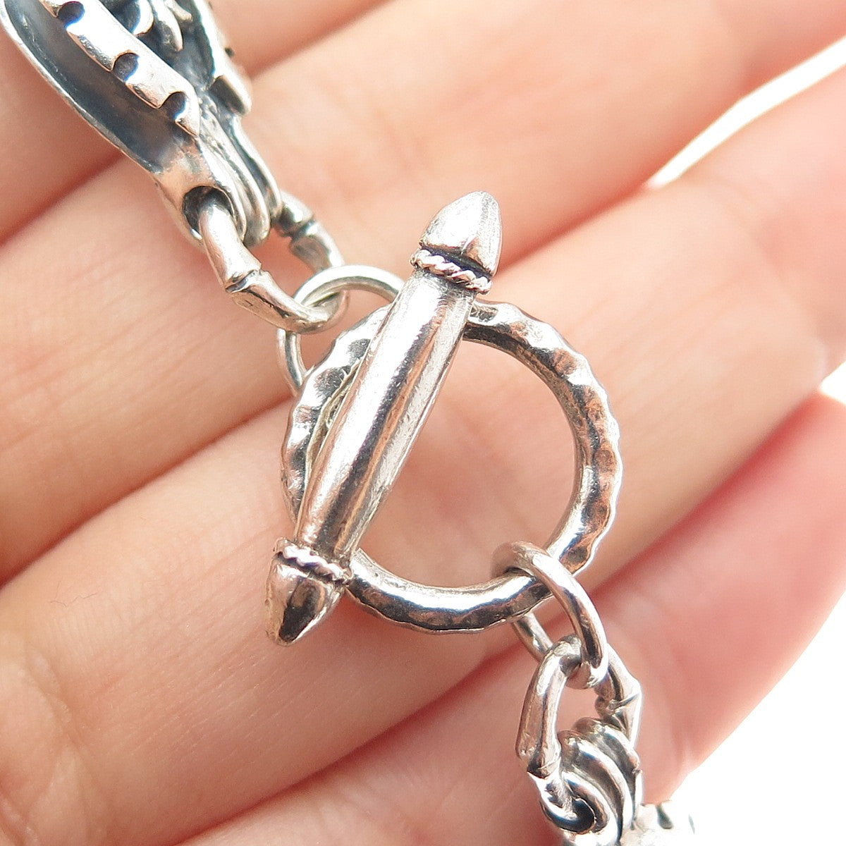 925 Sterling Silver Vintage Fleur de Lis Link Oxidized Bracelet 7.75"