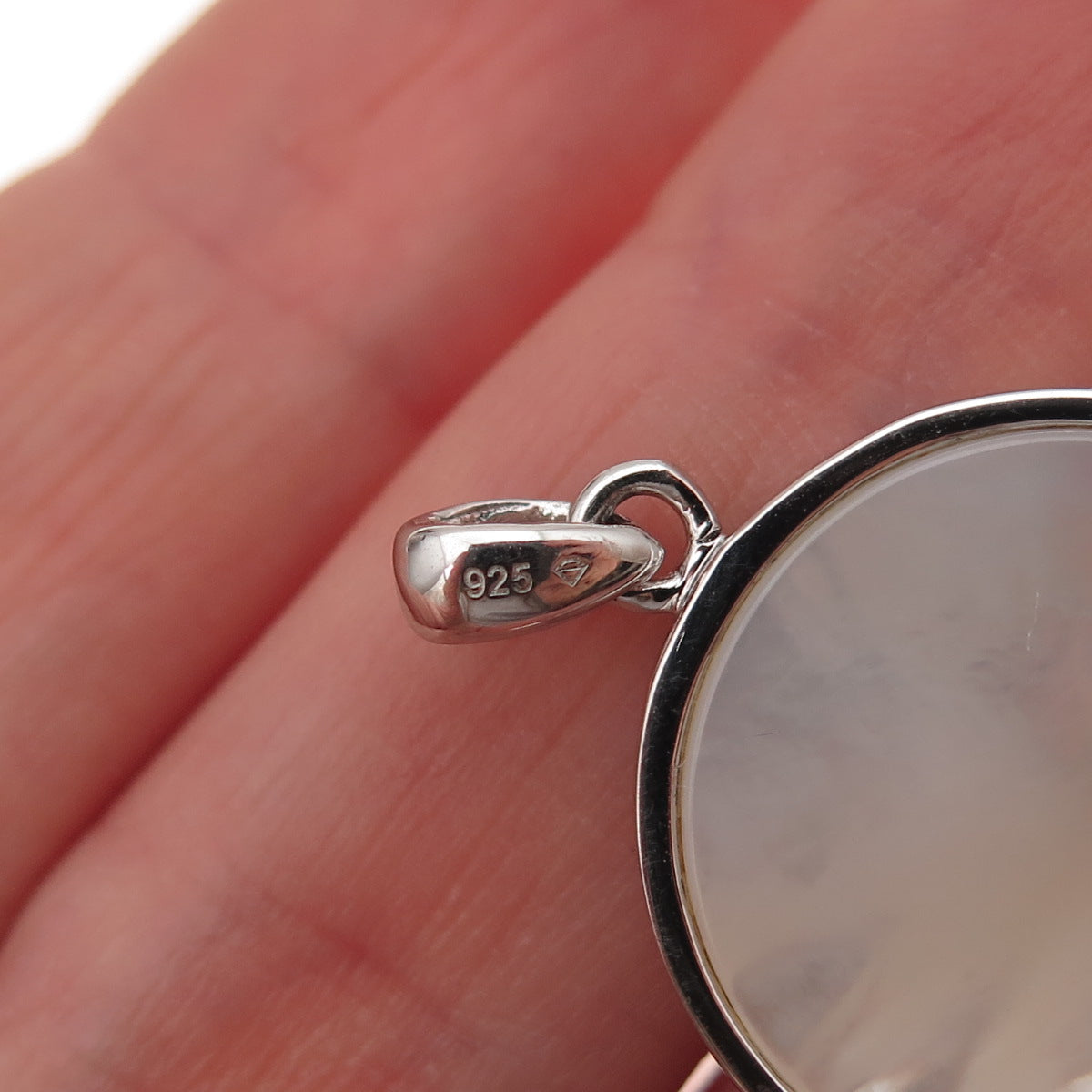 925 Sterling Silver Vintage Real MOP Angel Heart Charm Pendant