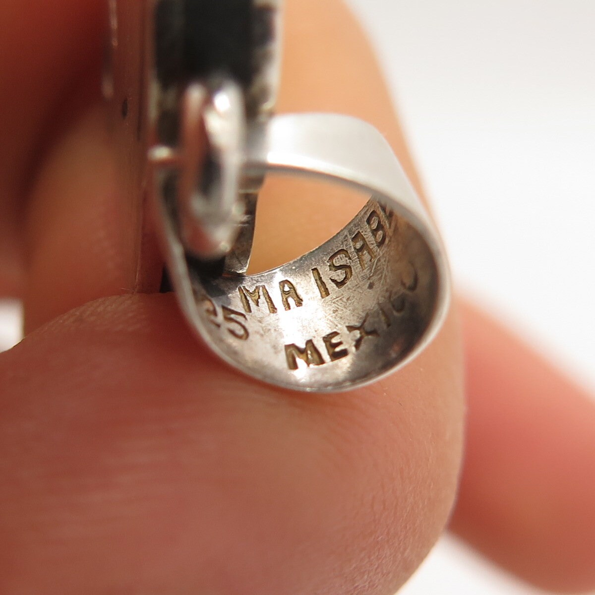 925 Sterling Silver Vintage Mexico MA ISABEL Real Howlite Gem Elephant Pendant