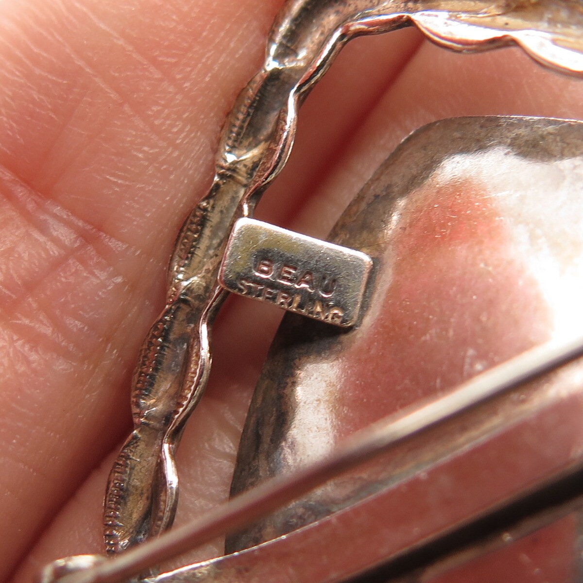 925 Sterling Silver Vintage Beau Twisted Heart Pin Brooch