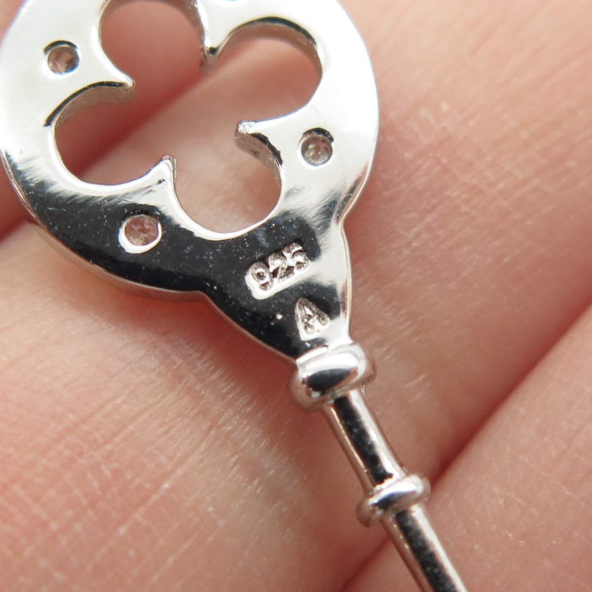 925 Sterling Silver Round-Cut C Z Floral Key Cable Chain Necklace 16"