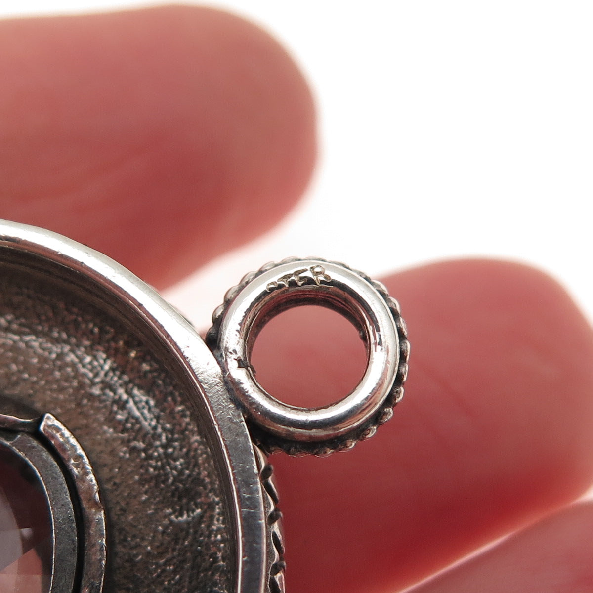 925 Sterling Silver Vintage Oval-Cut C Z Oxidized Centerpiece Slide Pendant