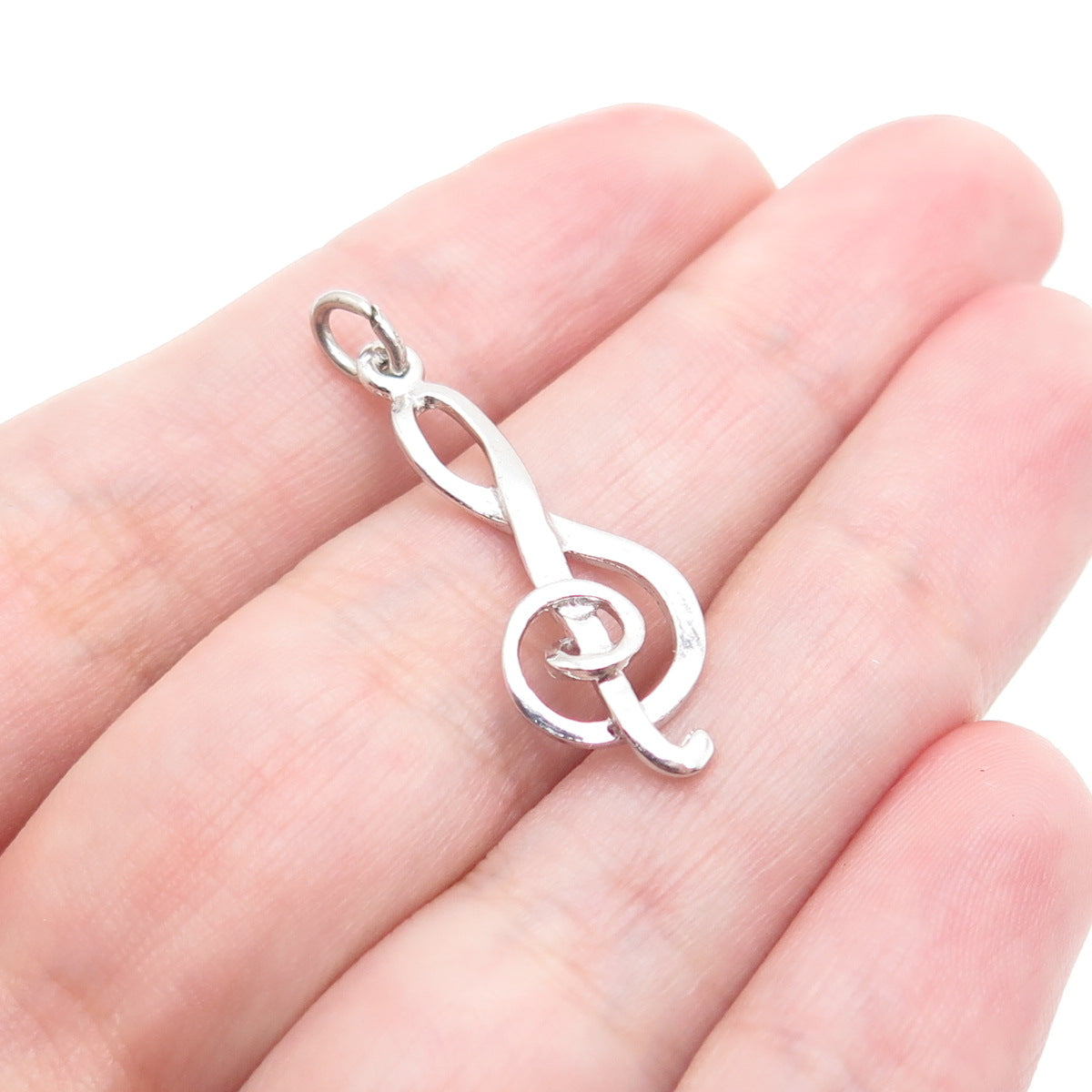GRIFFITH & SONS CO. 925 Sterling Silver Vintage Treble Clef Charm Pendant