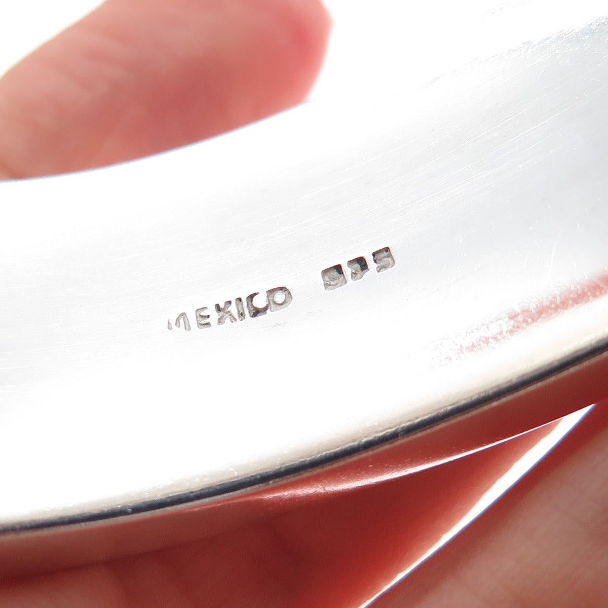 925 Sterling Silver Vintage Mexico Heavy 88.8g Modernist Bangle Bracelet 8"