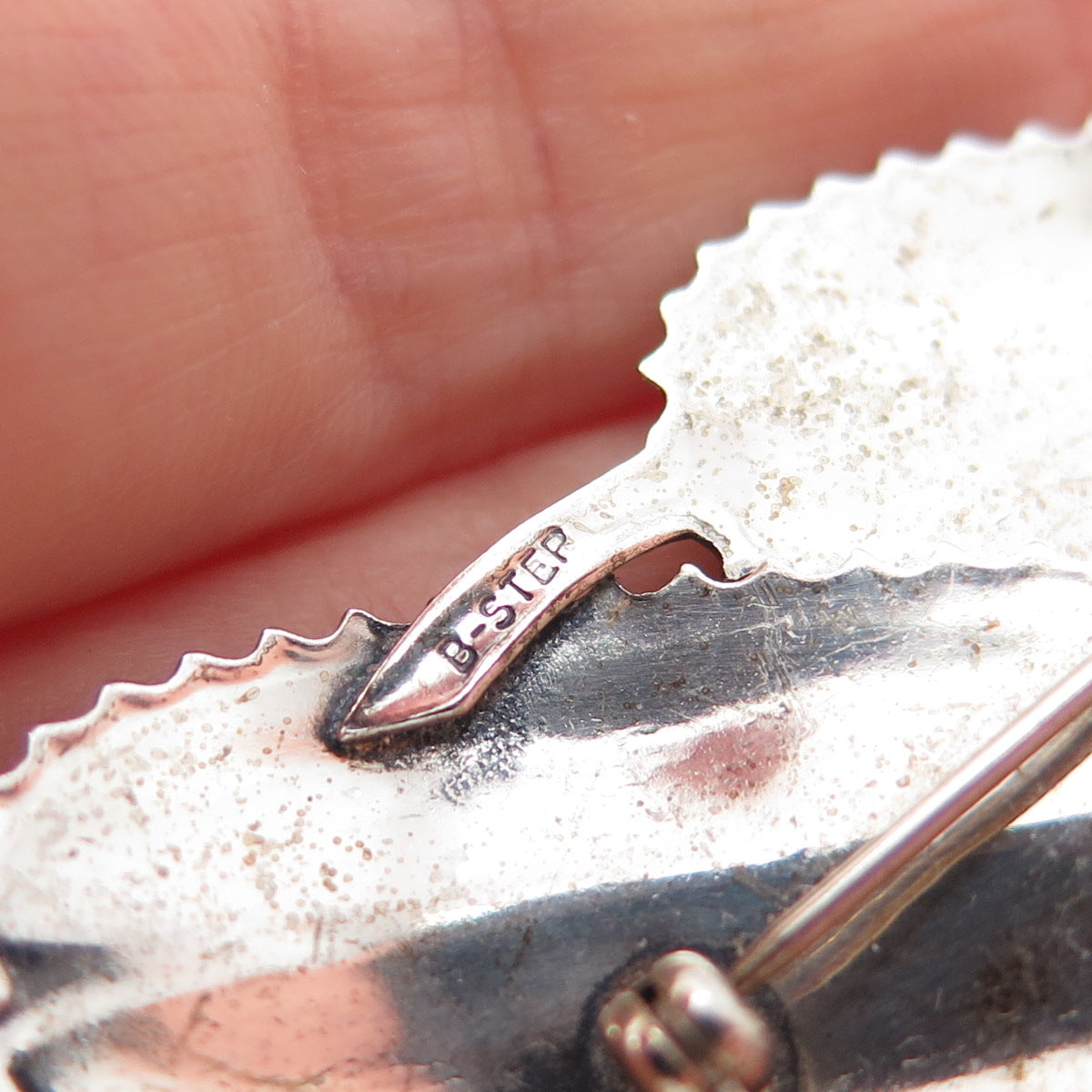 BEAU 925 Sterling Silver Vintage Feather Oxidized Pin Brooch