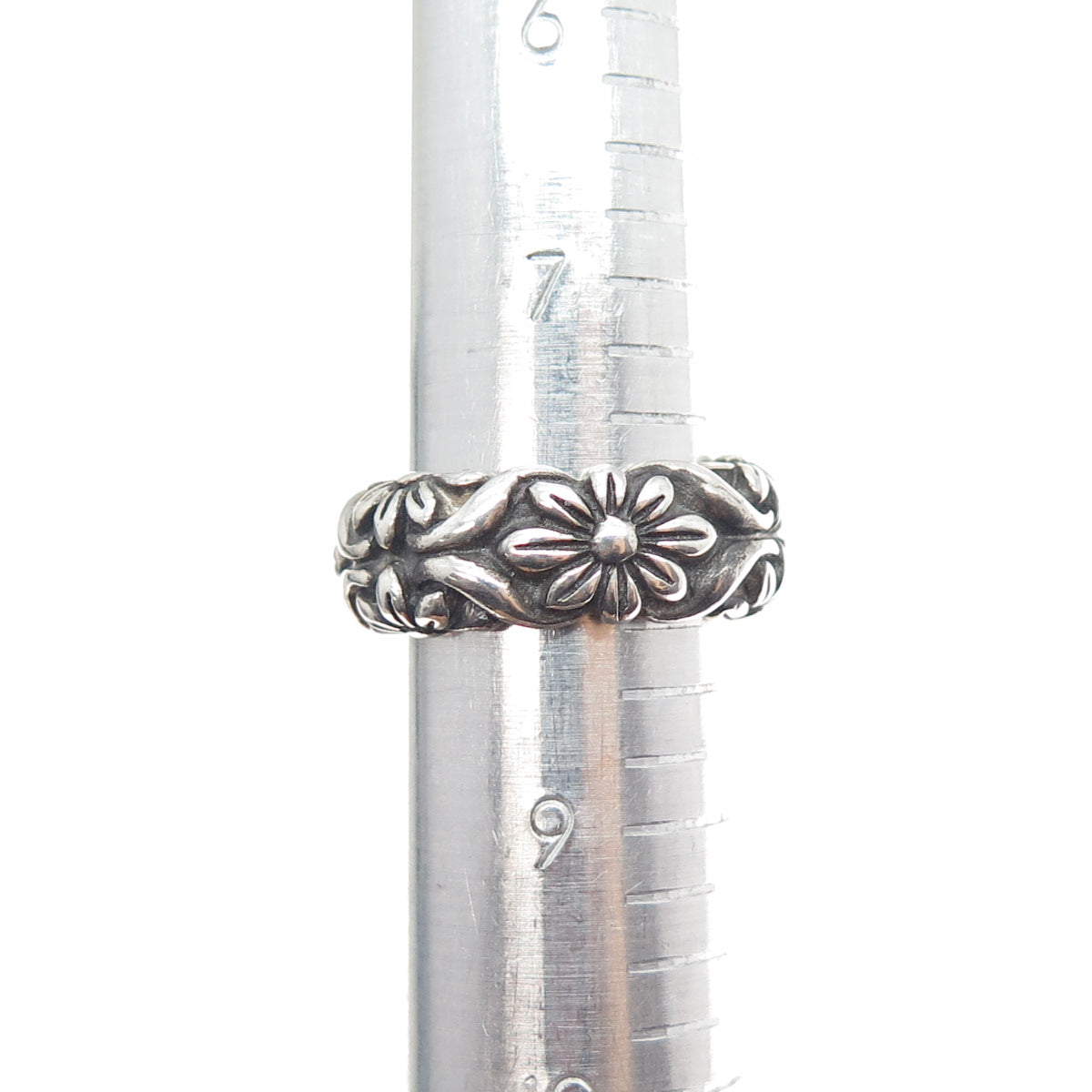 925 Sterling Silver Vintage Flower Oxidized Band Ring Size 8.25