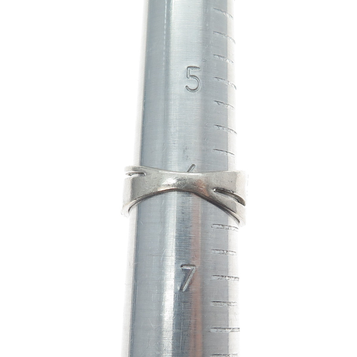 925 Sterling Silver Round-Cut C Z Crisscross Ring Size 6