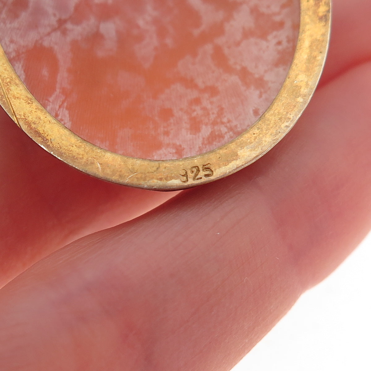 925 Sterling Silver Gold Plated Vintage Real MOP Lady Cameo Pin Brooch / Pendant