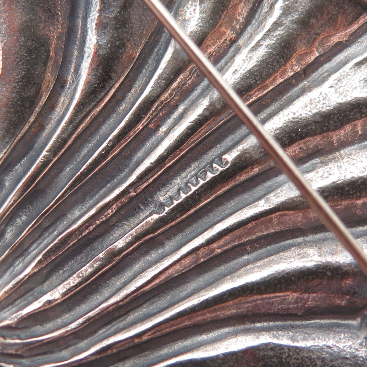 J.H. BREAKELL 925 Sterling Silver Vintage Modernist Seashell Oxidized Pin Brooch