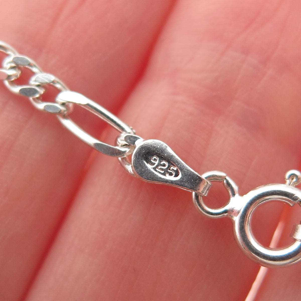 925 Sterling Silver Vintage Italy Figaro Link Bracelet 7"