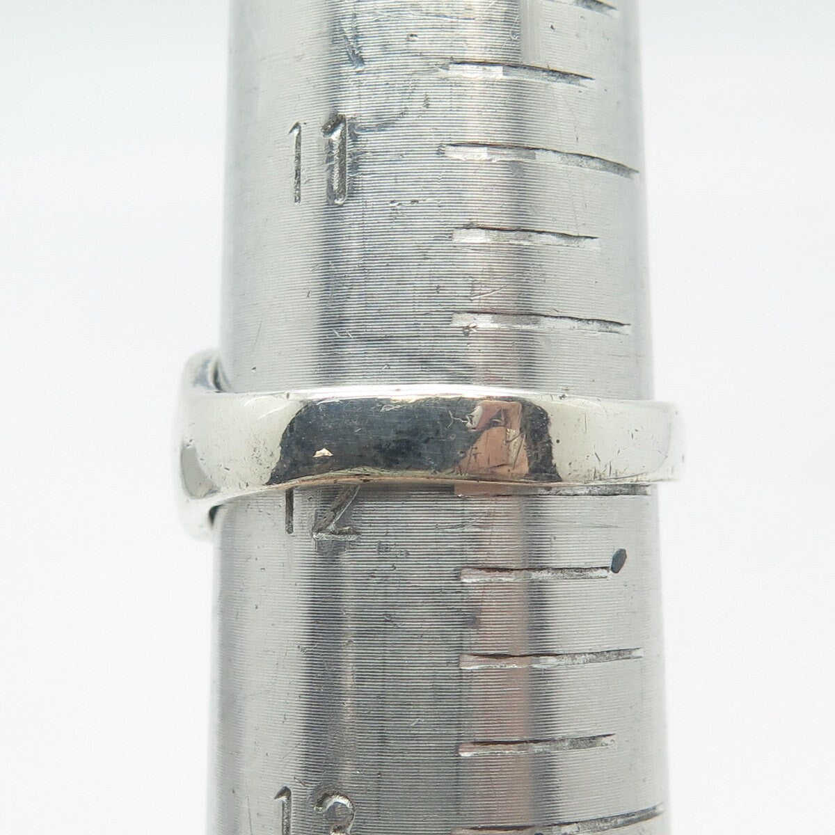 925 Sterling Silver Vintage Celtic Ring Size 11.75