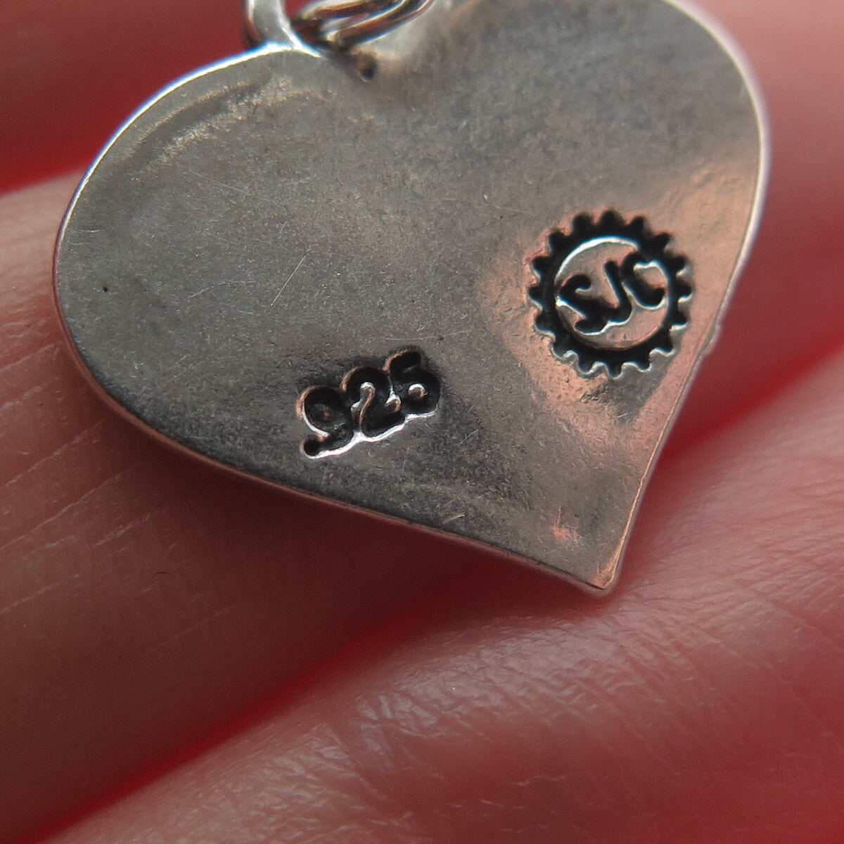 SUNDANCER 925 Sterling Silver Vintage Friend Heart Minimalist Charm Pendant