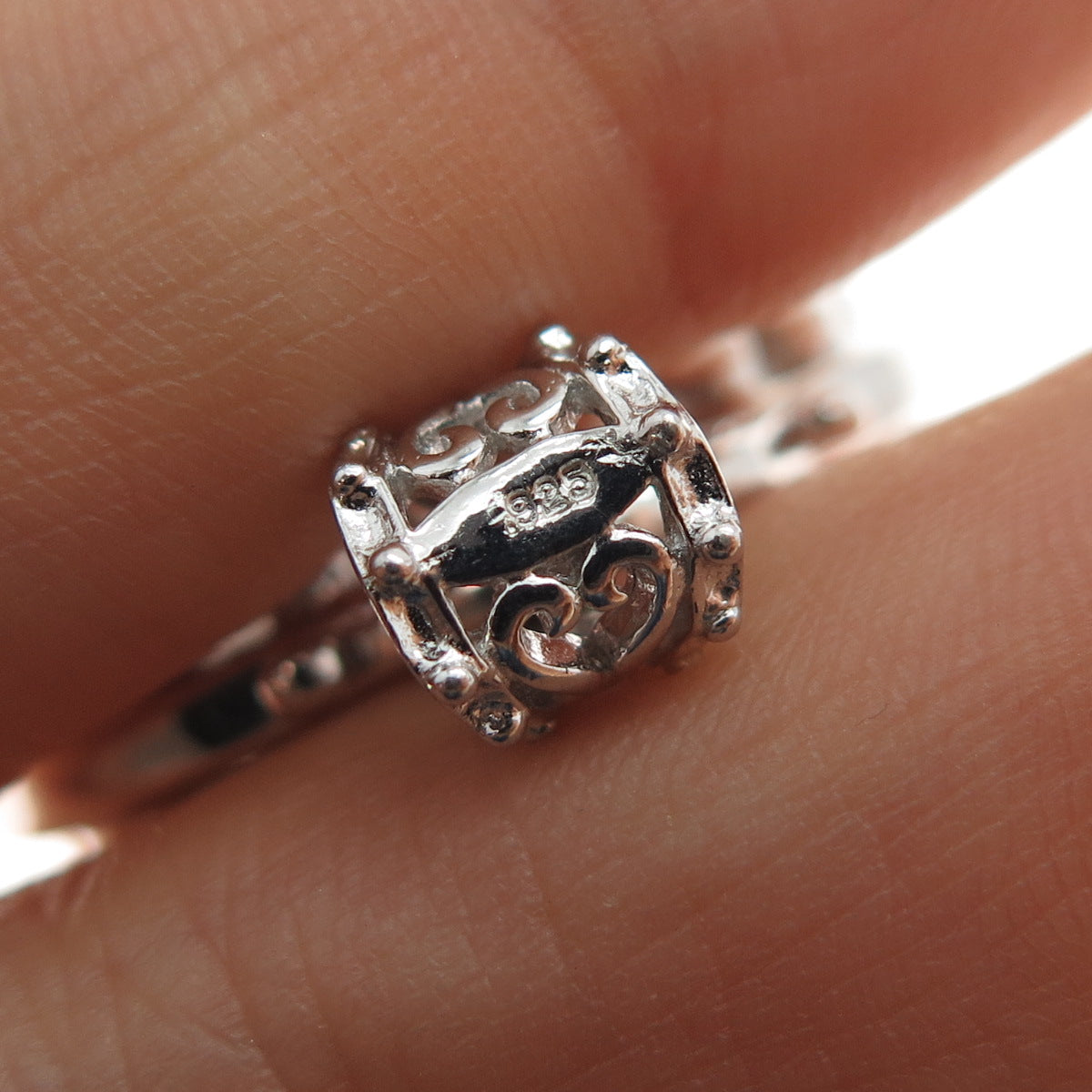 925 Sterling Silver Real Round-Cut Diamond Ornate Heart Charm Pendant