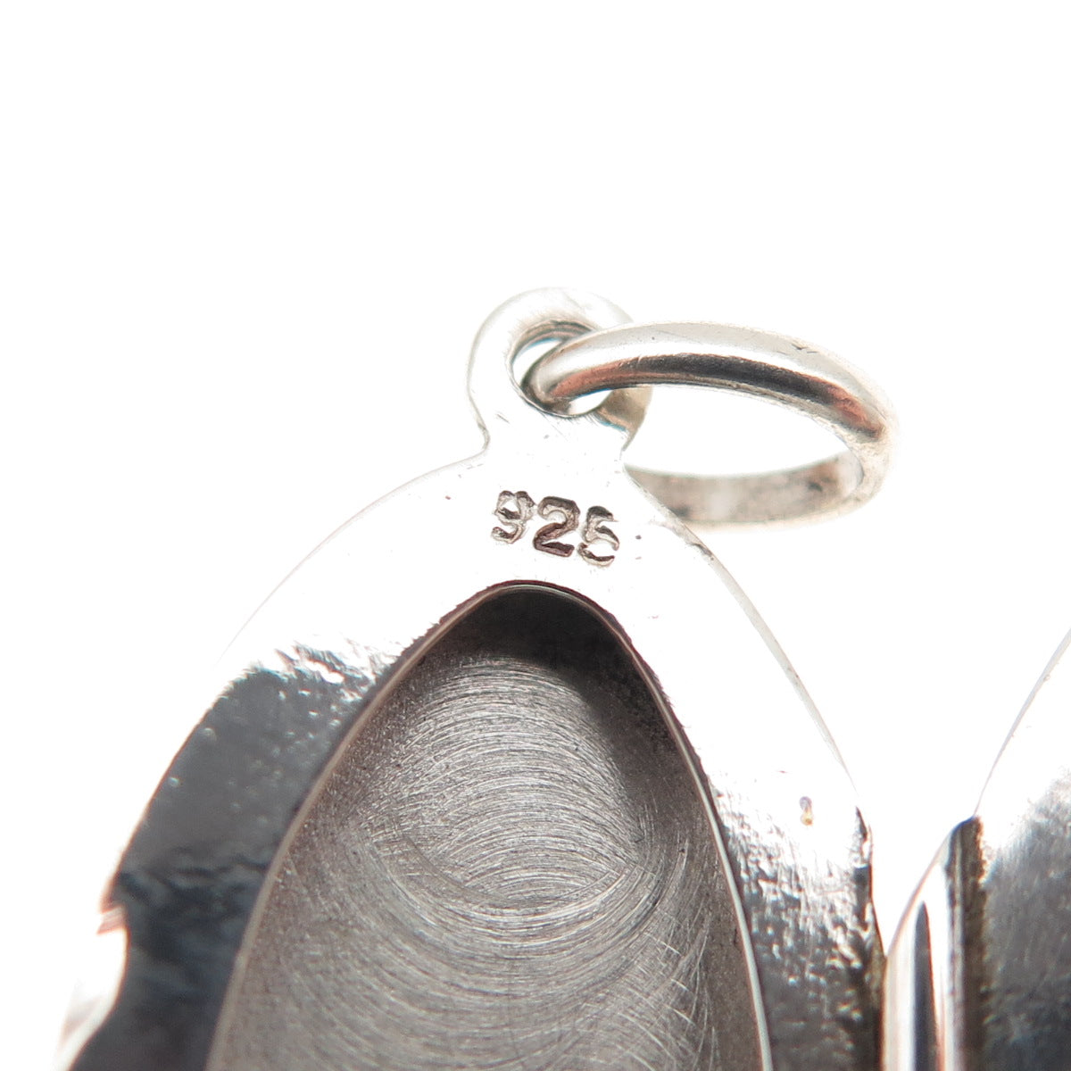 925 Sterling Silver Vintage Engraved Oval Locket Charm Pendant