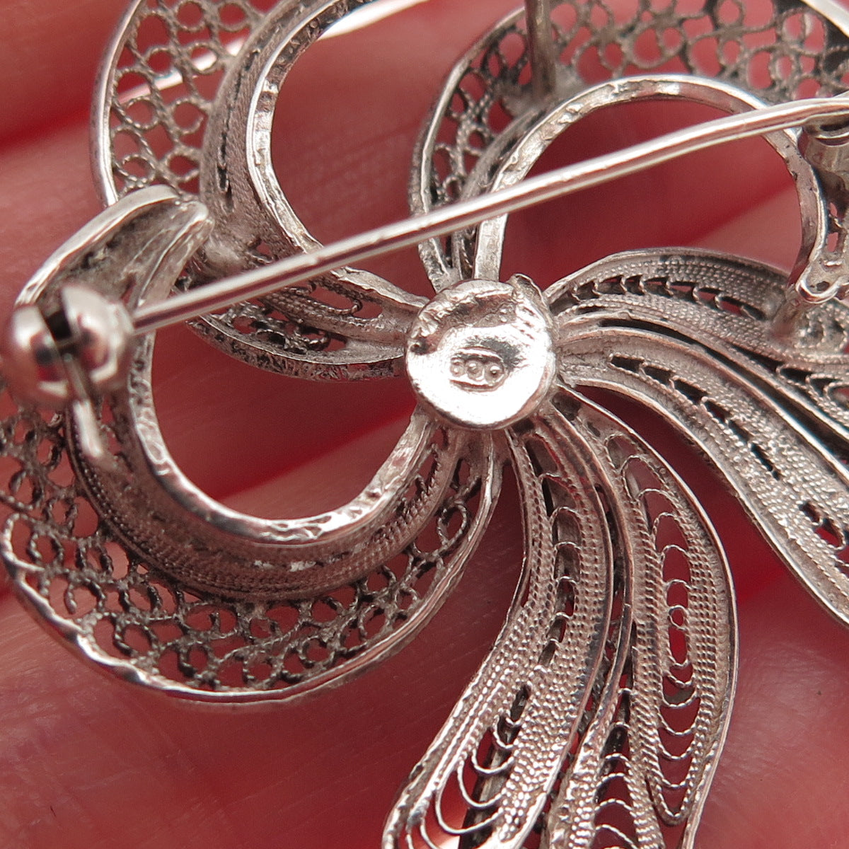800 Silver Antique Art Deco Real Coral Floral Filigree Pin Brooch