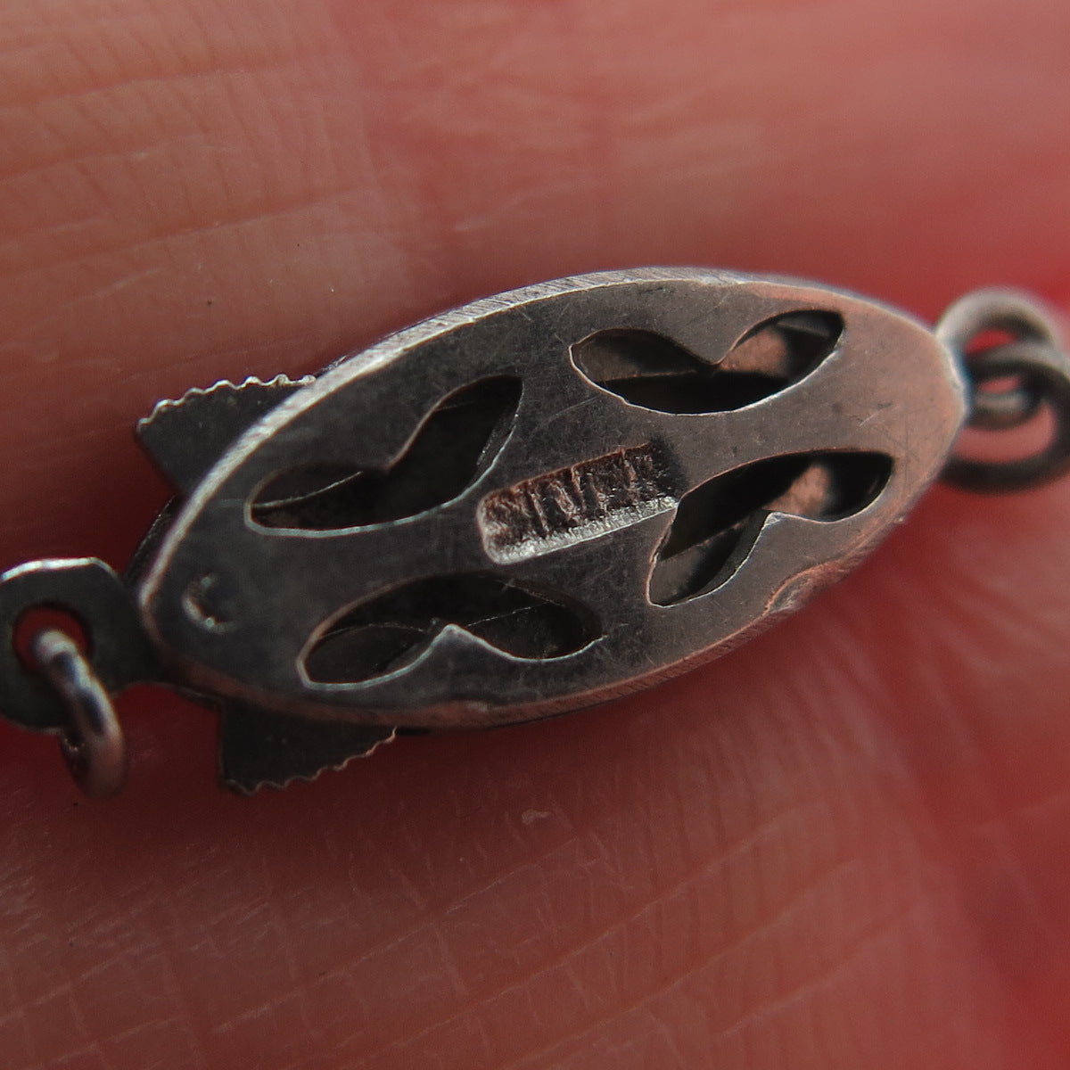 925 Sterling Silver Antique Engraved Oxidized Lock Clasp for Bracelet / Necklace