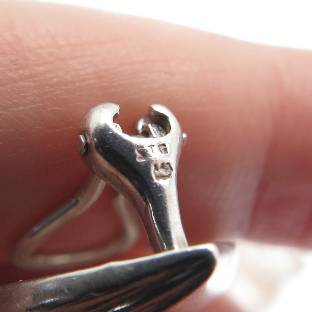 925 Sterling Silver Vintage Heart Ribbed Clip On Earrings