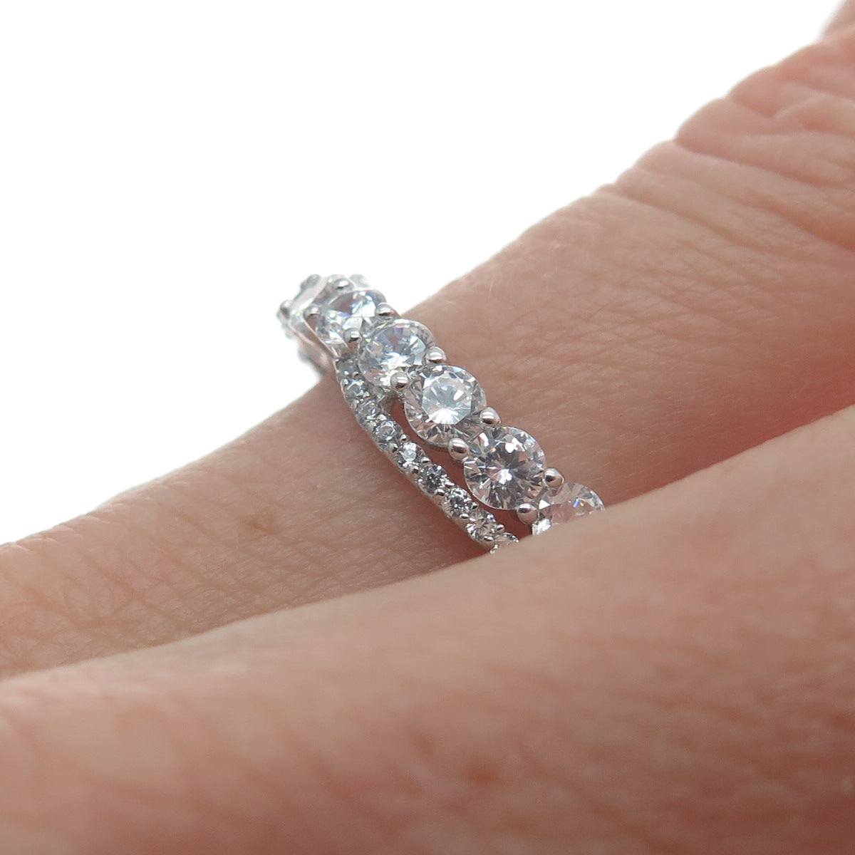 925 Sterling Silver Round-Cut C Z Crisscross Wavy Ring Size 7.25