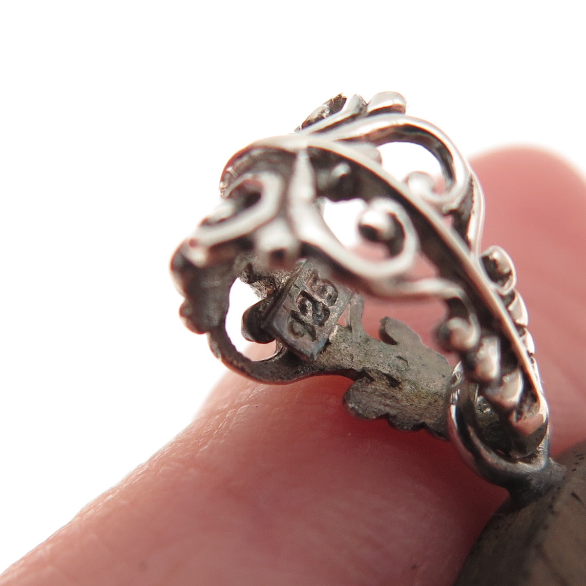 925 Sterling Silver Vintage Wood Floral Ornate Pendant