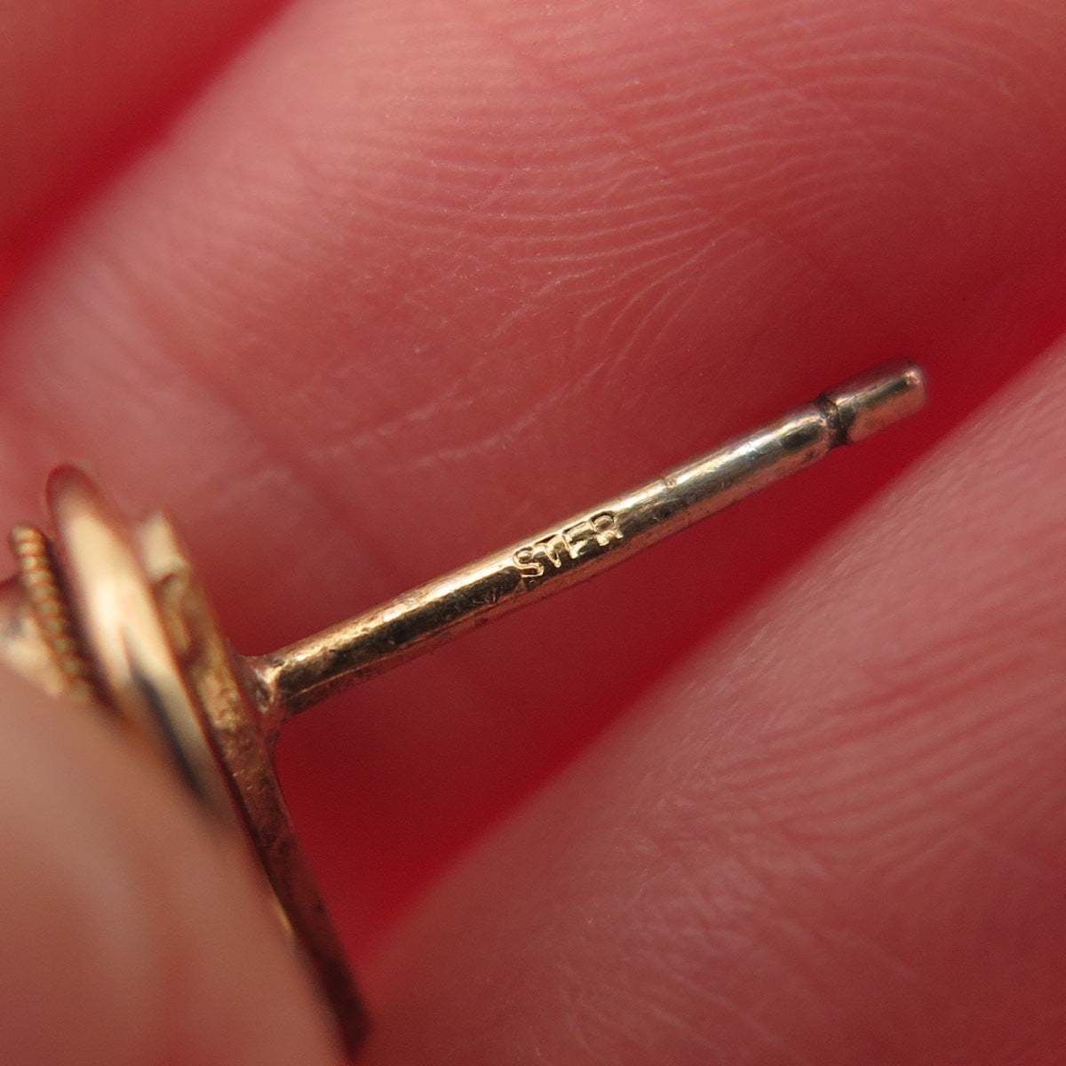 925 Sterling Silver Gold Plated Vintage Real MOP Lady Cameo Stud Earrings