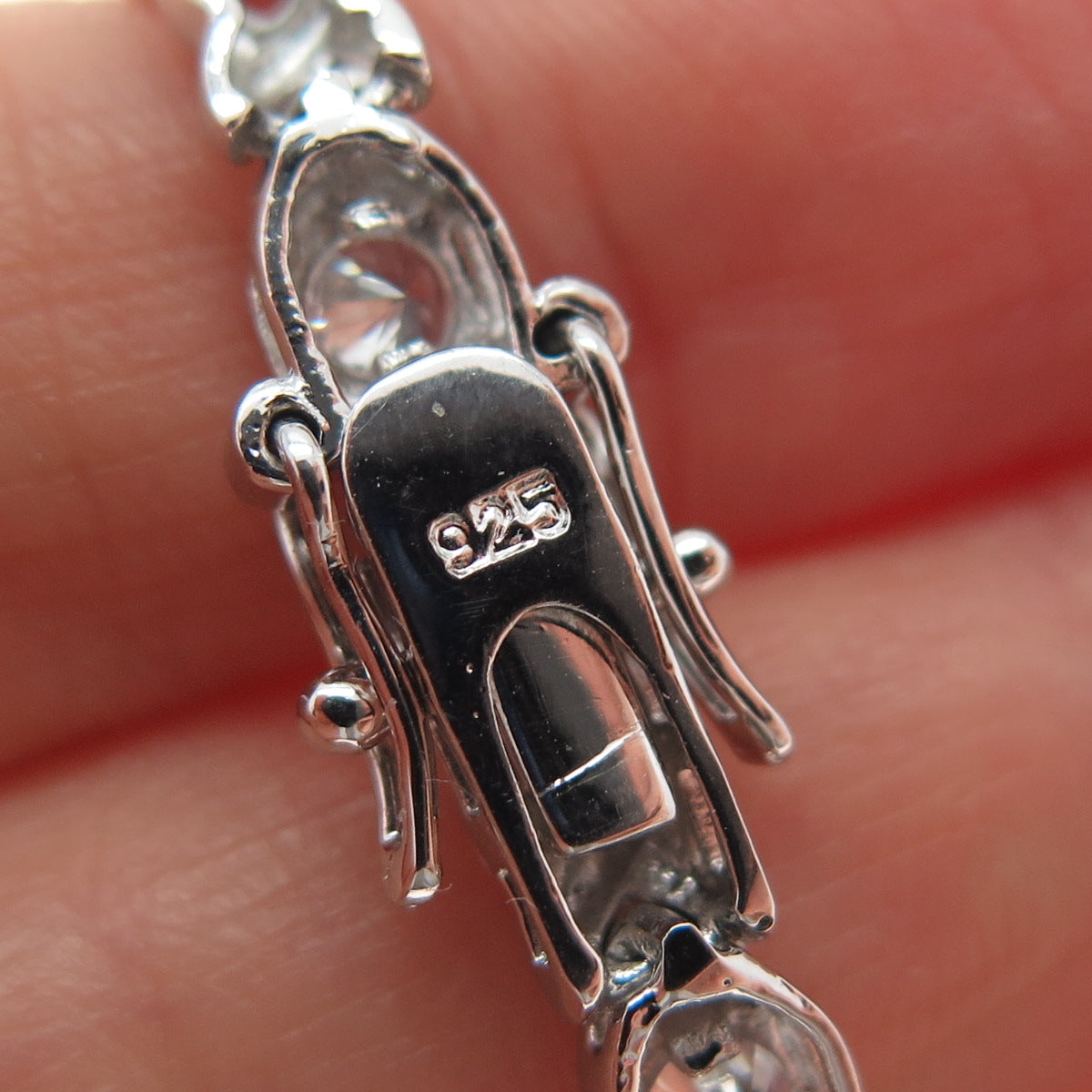 925 Sterling Silver Round-Cut C Z Puffy XO Hugs & Kisses Link Bracelet 7"