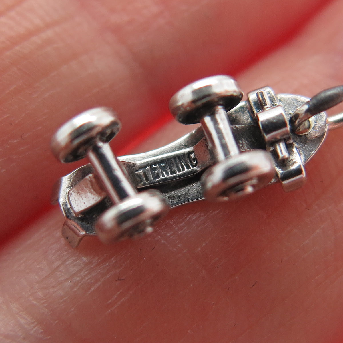 925 Sterling Silver Vintage Skateboard Minimalist Movable 3D Charm Pendant