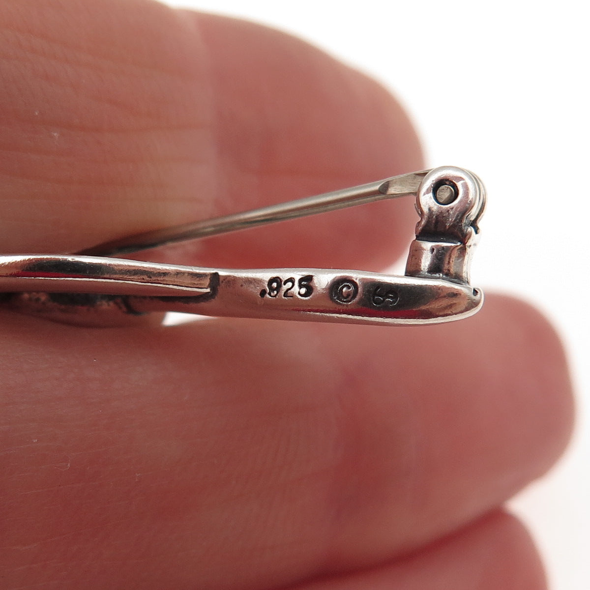 SHUBE 925 Sterling Silver Vintage Treble Clef Oxidized Pin Brooch