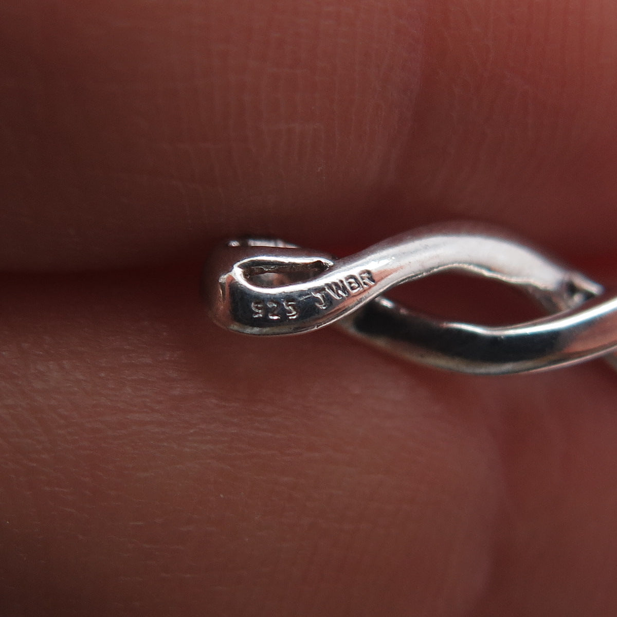 JANE SEYMOUR 925 Sterling Silver Real Diamond Twisted Ribbon Slide Charm Pendant