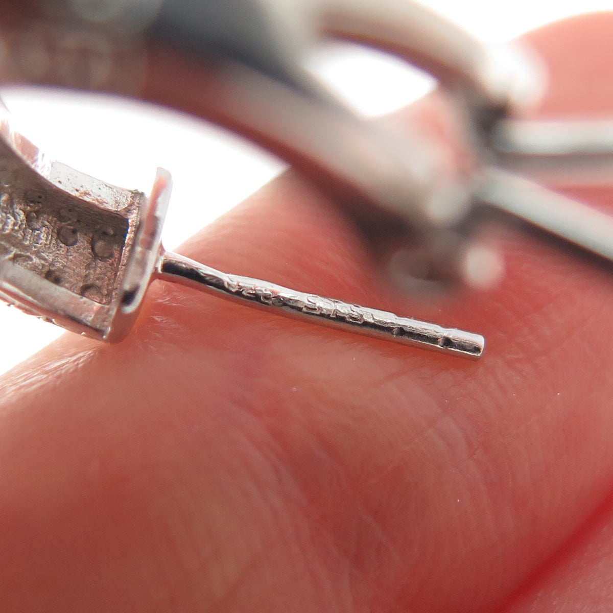 CHUCK CLEMENCY 925 Sterling Silver Real Green Diamond Omega Back Earrings